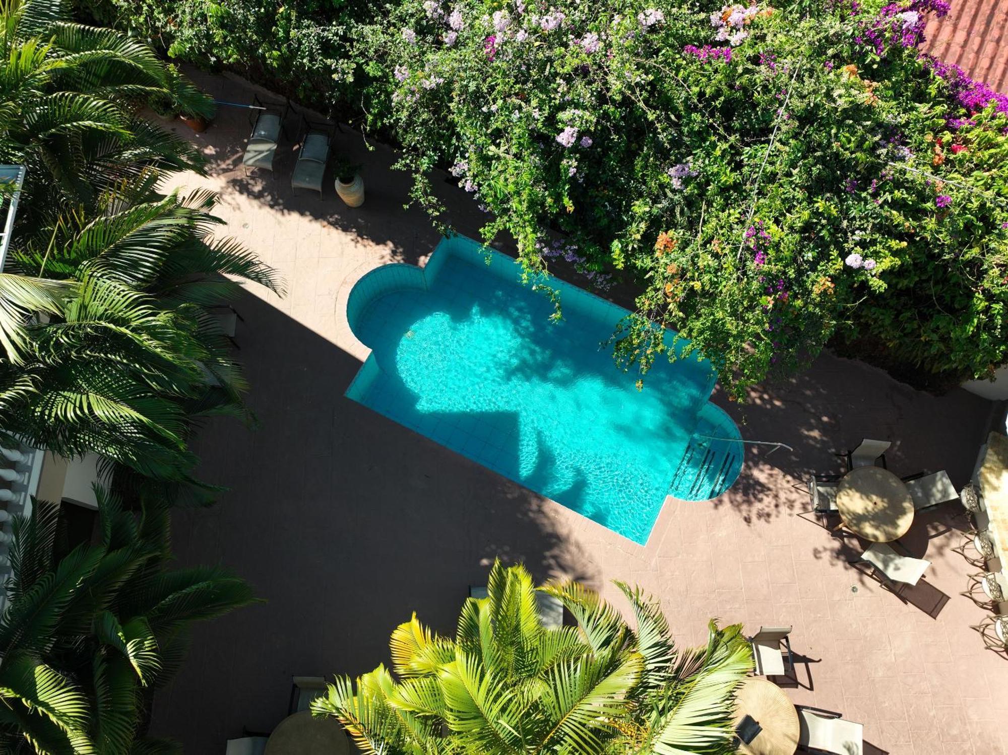 Buena Vista Chic Hotel Pilas المظهر الخارجي الصورة