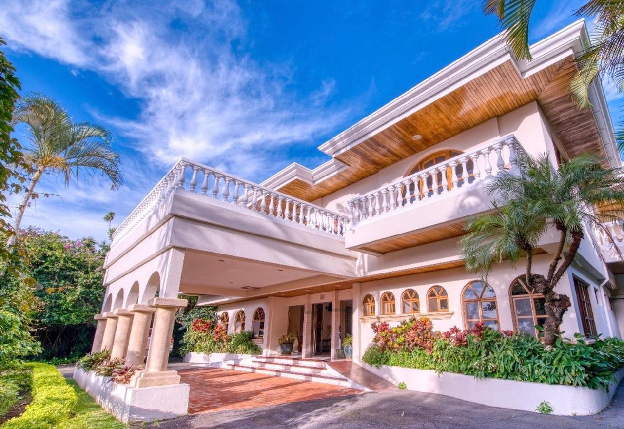 Buena Vista Chic Hotel Pilas المظهر الخارجي الصورة